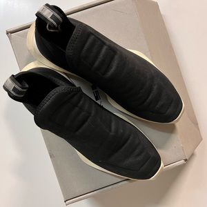 DARK SHADOW SCARPE - NEW RUNNER